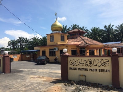 Masjid Kampung Matang Pasir,Aor Pongsur